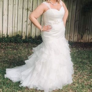 Fit and flare ivory wedding dress